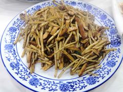 野芦蒿炒豆干-广迎居老正兴菜馆