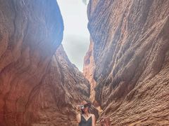 -天山神秘大峡谷