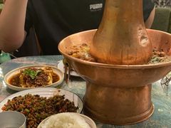 土司铜锅油焖鸡-浩海火燒雲傣家菜(静安芮欧店)
