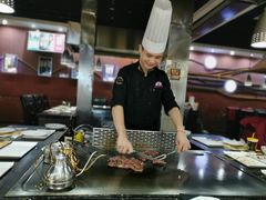 -利昂法式铁板主题餐厅(新奥购物中心店)