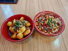-拐枣巷小串串(财大店)