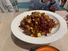苹果辣子鸡-乡村馕坑肉·烧烤·新疆菜·本地人更爱吃(阿勒泰首店)