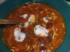 和牛酸辣汤-蜜桃花开·中西融合菜E&W(南长街店)