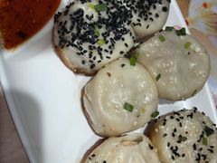 -小杨生煎(浦江欢乐颂店)