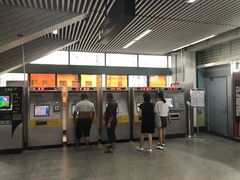 -漕溪路(地铁站)