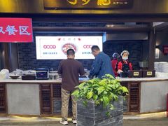 -成都风味小吃(成都东站店)