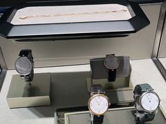 -梵克雅宝(国贸商城店)