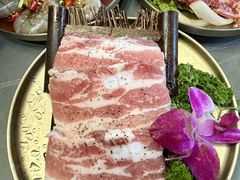 -围炉肉舍•炭烤活鳗•丹东海鲜烤肉(步行街店)