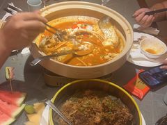 -新天明砂锅鱼头煲