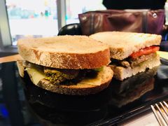 瑞士奶酪烤牛肉-Moka Bros 摩卡站(西单大悦城店)