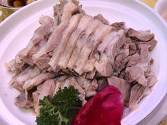 草原手把肉-德乐海蒙餐