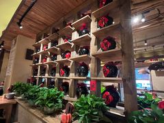 -泥糊破店小酒馆·团建聚餐(南京西路店)