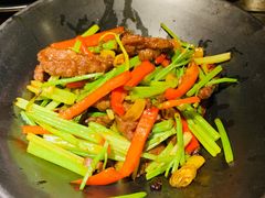 小炒牛肉-金牌外婆家(苏州中心店)