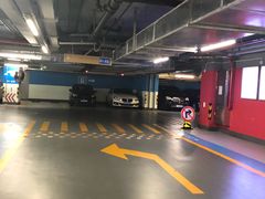 -金虹桥国际中心·停车场
