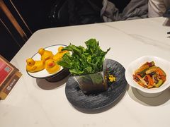 -皇城根·鲁菜济南菜·吊炉烤鸭·炒鸡鱼头(济南旗舰店)
