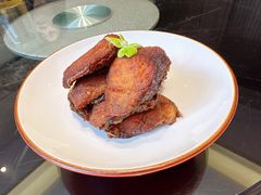 上海熏鱼-老正兴菜馆(福州路店)