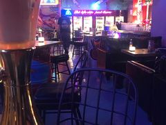 -UP嘻哈酒吧(粉巢店)