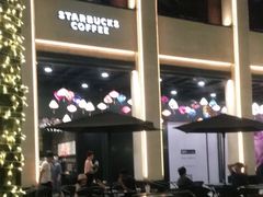 -星巴克(杭州湖滨银泰E区店)