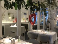 -春树下·树屋花房西餐厅(罍街AS1980店)