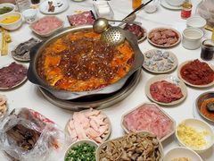 红锅-九尺赵老四鲜鹅肠火锅