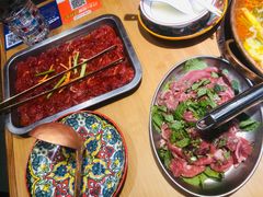 -洱火云南酸菜牛肉火锅(石景山当代商城店)