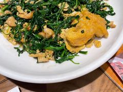 -黄泥岗·地道湖北菜(奥特莱斯店)