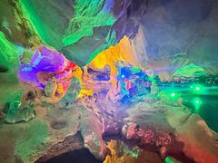 -星湖旅游景区七星岩