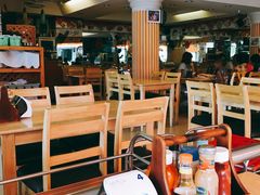 -J Daeng Seafood