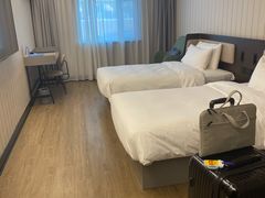-汉庭(上海虹桥机场新店)