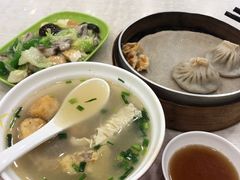 -珊珊小笼馆(仙霞路店)