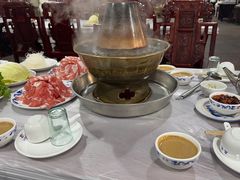 -鑫龙火锅城(环山路店)
