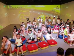 -小鸡哆哆故事屋·儿童乐园(嘉里城店)