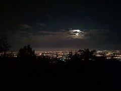 -鬼笑石后山停车场