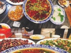 特色尖椒兔-江湖黑大兔(杨家坪店)