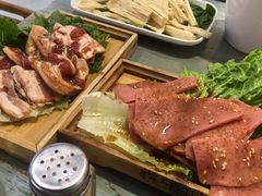 -犇牛记·鲜牛肉火锅
