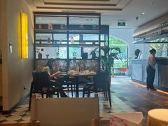 -鹿港小镇(霄云店)