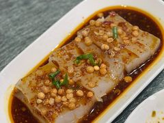 喀什凉粉-俭寨小公鸡新疆菜·大盘鸡·烧烤