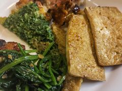 -舜耕山庄四时万和自助餐厅