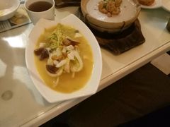 -新大咀港式茶餐厅(宝山万达店)