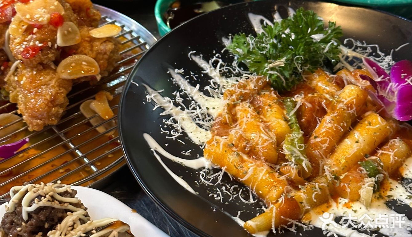 韩剧里走出来的韩料餐厅🍴做饭的欧尼