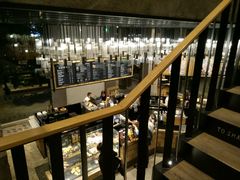 -星巴克臻选(湖滨道店)