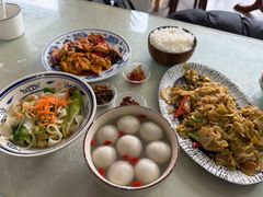 -天天向上素食餐厅(五台山店)