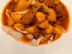 沙湾大盘鸡-西域盛宴烧烤新疆菜清真餐厅(古美店)