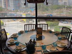 靠窗位-佬麻雀·剁椒鱼头(京基KK One店)