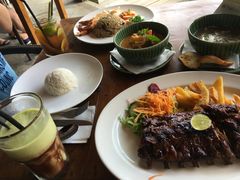 -Pundi Pundi Restaurant