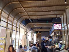 靠窗位-蔴将·川菜(黄龙万科店)