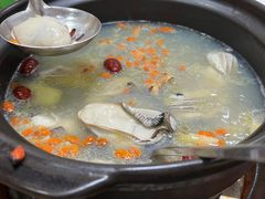 -濠轩阁特色生蚝火锅(水湾路店)