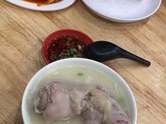 -雷祖芳老妈蹄花店