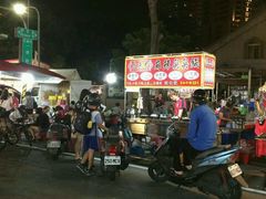 -六合夜市