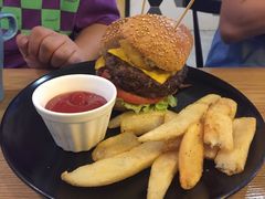 -HELLO 27 意面·沙拉·帕尼尼